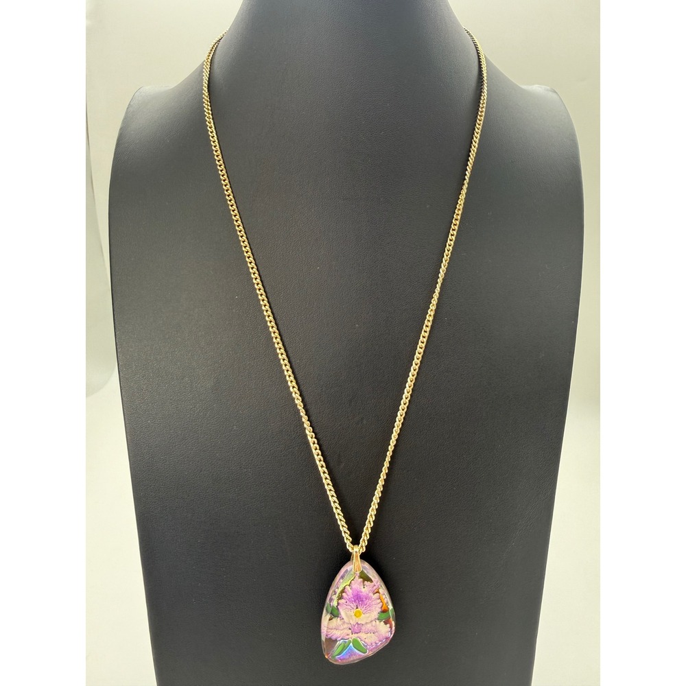 Vintage Germany Floral Intaglio Teardrop Pendant Necklace Gold Tone 26 Inch